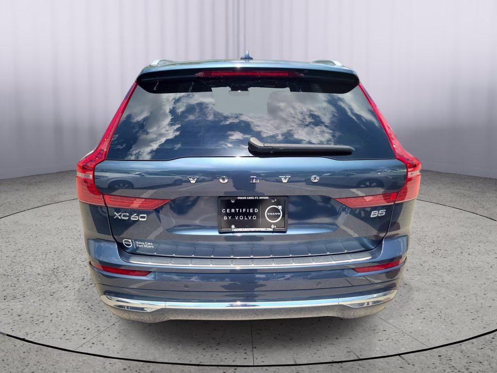 2023 Denim Blue Metallic Volvo XC60 Ultimate Bright Theme FWD SUV