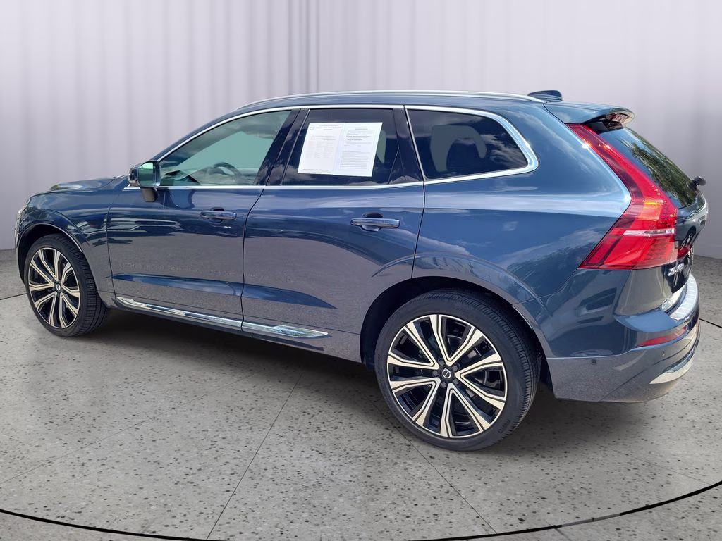 2023 Denim Blue Metallic Volvo XC60 Ultimate Bright Theme FWD SUV
