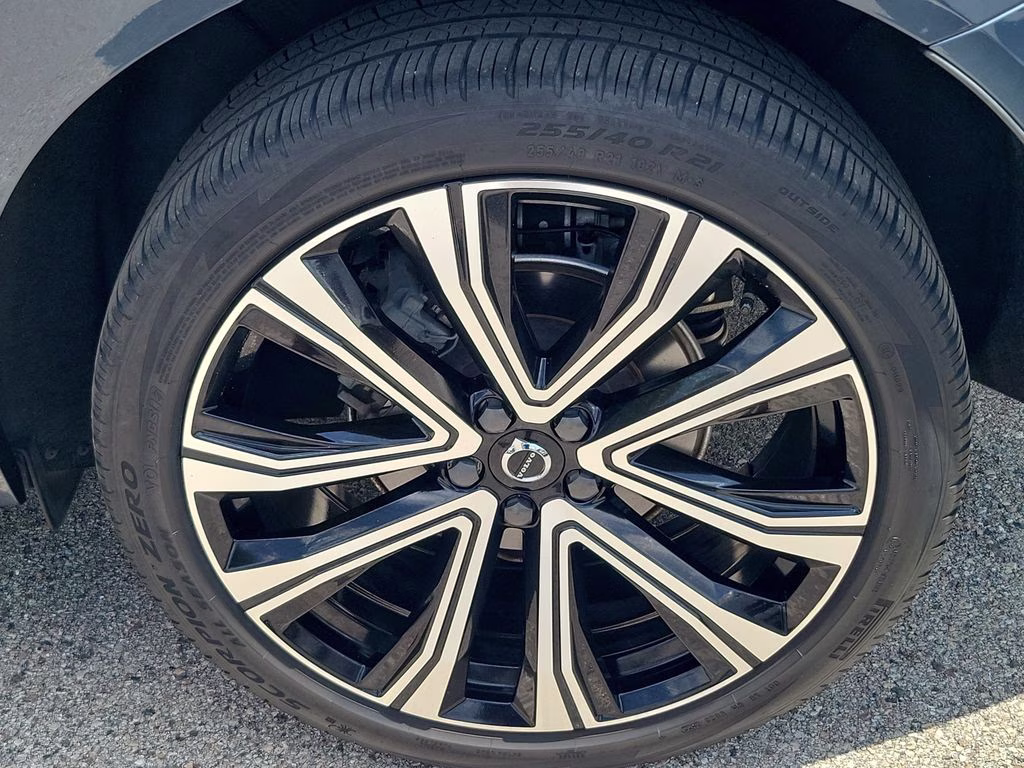 2023 Denim Blue Metallic Volvo XC60 Ultimate Bright Theme FWD SUV