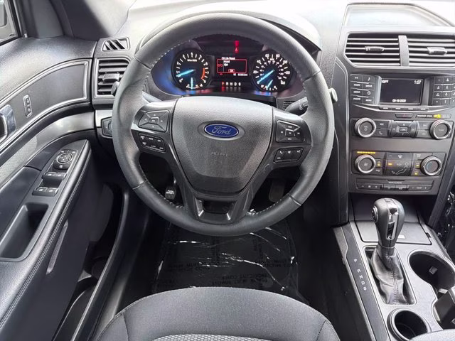 2019 Ingot Silver Ford Explorer XLT FWD SUV
