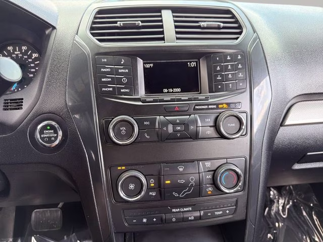 2019 Ingot Silver Ford Explorer XLT FWD SUV