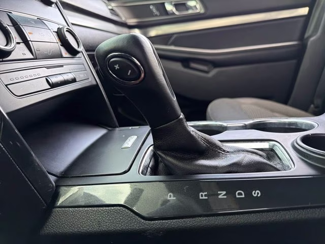 2019 Ingot Silver Ford Explorer XLT FWD SUV