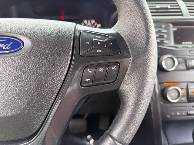 2019 Ingot Silver Ford Explorer XLT FWD SUV