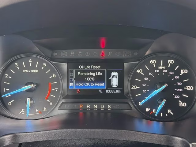 2019 Ingot Silver Ford Explorer XLT FWD SUV