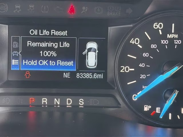 2019 Ingot Silver Ford Explorer XLT FWD SUV