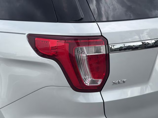 2019 Ingot Silver Ford Explorer XLT FWD SUV