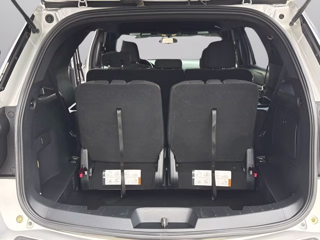 2019 Ingot Silver Ford Explorer XLT FWD SUV