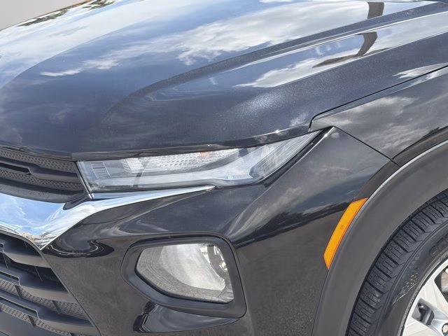 2023 Mosaic Black Metallic Chevrolet Trailblazer LS FWD SUV