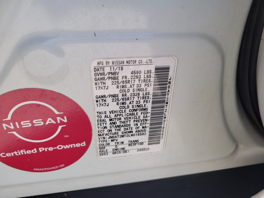 2020 Glacier White Nissan Rogue SV FWD SUV