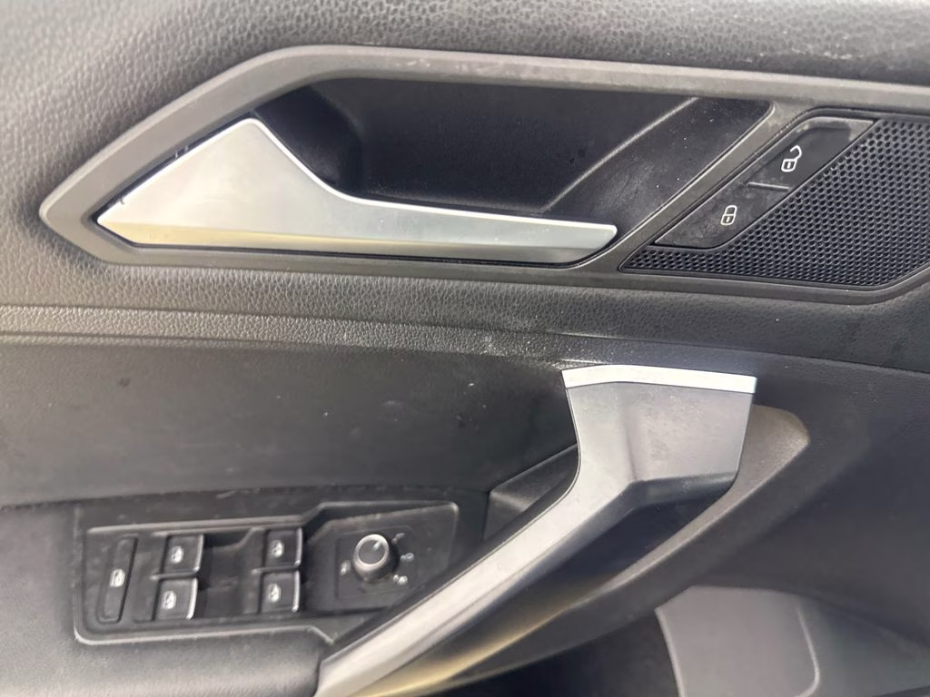 2021 Atlantic Blue Metallic Volkswagen Tiguan 2.0T SE FWD SUV