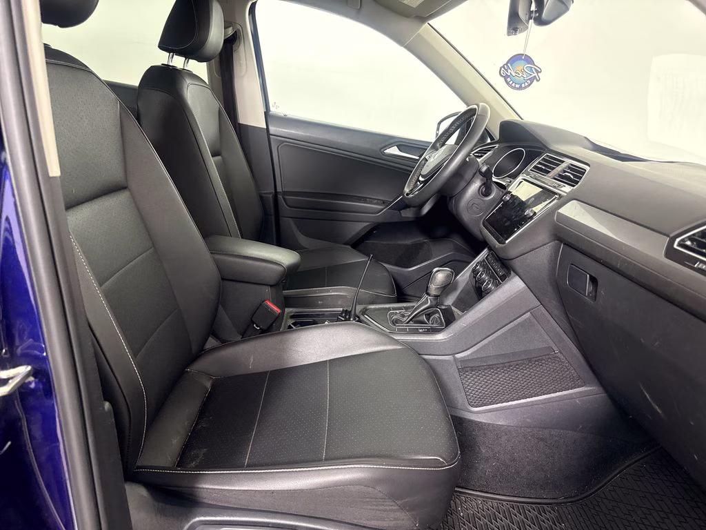 2021 Atlantic Blue Metallic Volkswagen Tiguan 2.0T SE FWD SUV
