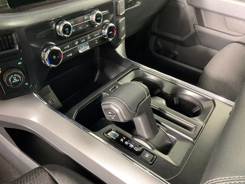 2026 Avalanche Ford F-150 XLT 4X4 Truck