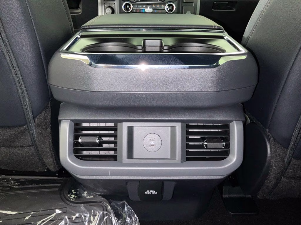 2026 White Metallic Ford F-150 Lariat 4X4 Truck