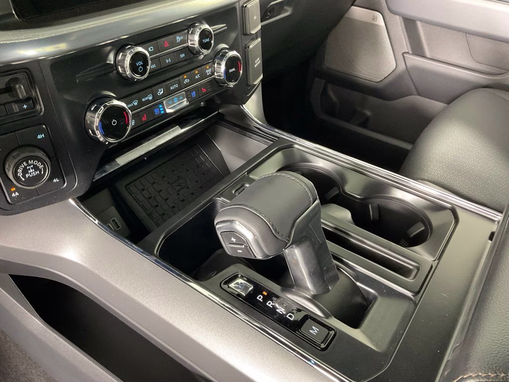 2026 White Metallic Ford F-150 Lariat 4X4 Truck