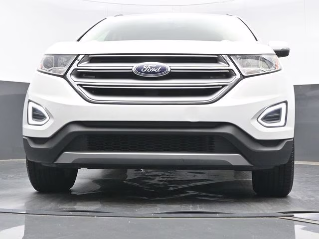 2018 Oxford White Ford Edge SEL FWD SUV
