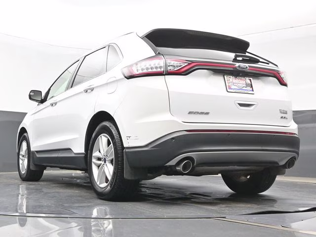 2018 Oxford White Ford Edge SEL FWD SUV