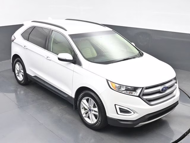 2018 Oxford White Ford Edge SEL FWD SUV