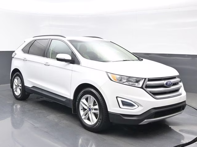2018 Oxford White Ford Edge SEL FWD SUV