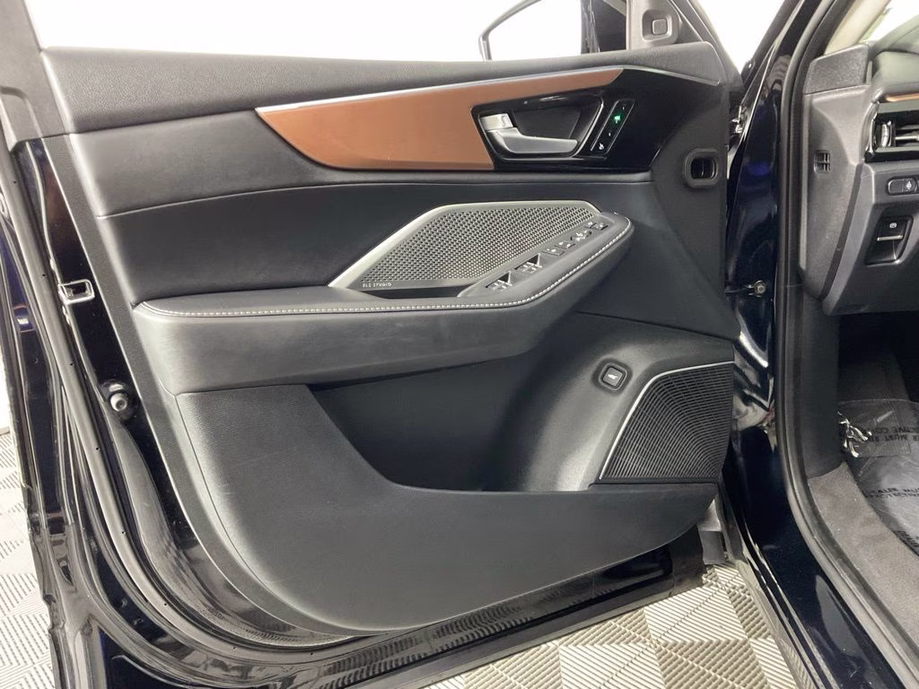 2022 Black Pearl Acura MDX Technology FWD SUV