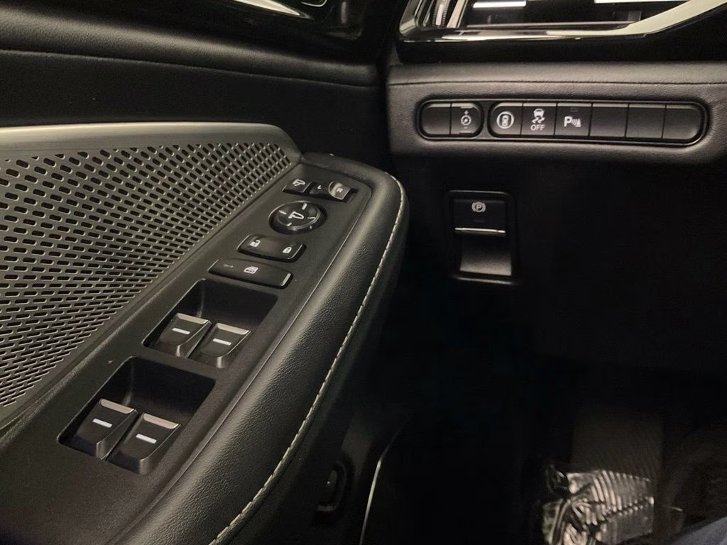 2022 Black Pearl Acura MDX Technology FWD SUV