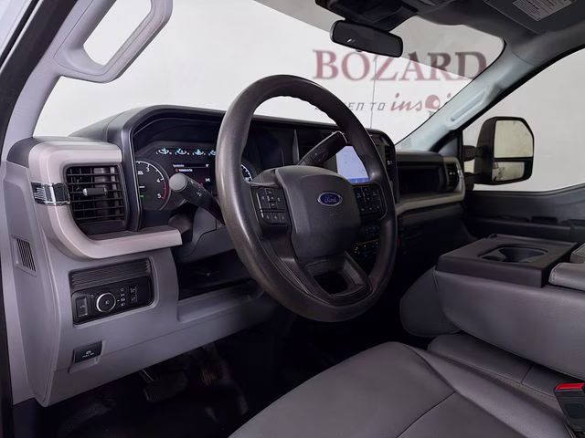 2023 Oxford White Ford Super Duty F-350 DRW XL 4X4 Truck