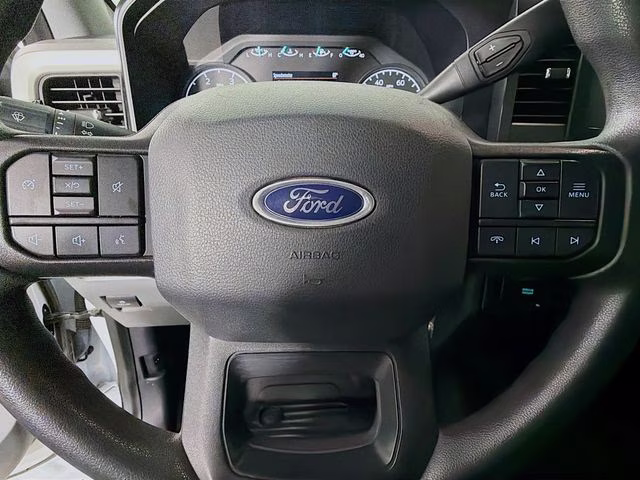 2023 Oxford White Ford Super Duty F-350 DRW XL 4X4 Truck