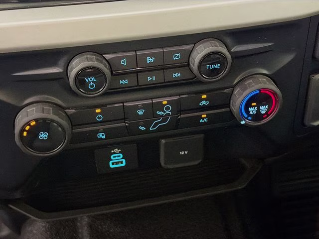 2023 Oxford White Ford Super Duty F-350 DRW XL 4X4 Truck