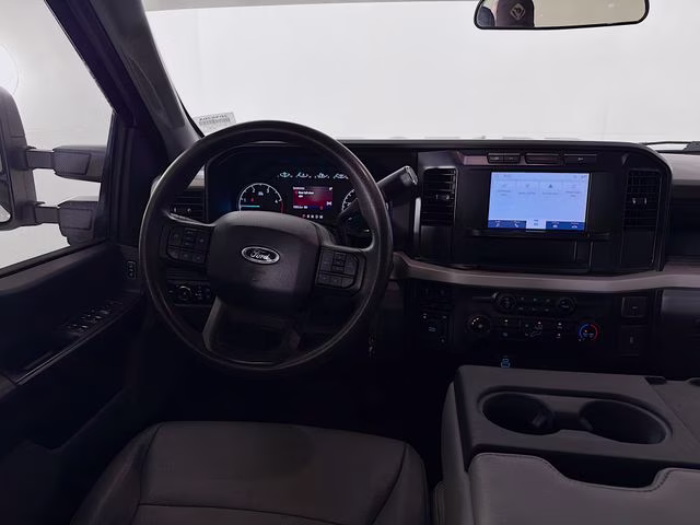 2023 Oxford White Ford Super Duty F-350 DRW XL 4X4 Truck