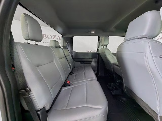2023 Oxford White Ford Super Duty F-350 DRW XL 4X4 Truck