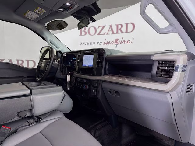 2023 Oxford White Ford Super Duty F-350 DRW XL 4X4 Truck