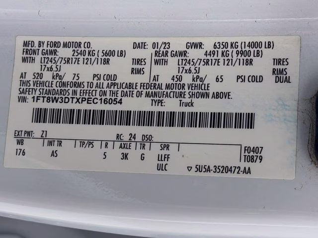 2023 Oxford White Ford Super Duty F-350 DRW XL 4X4 Truck