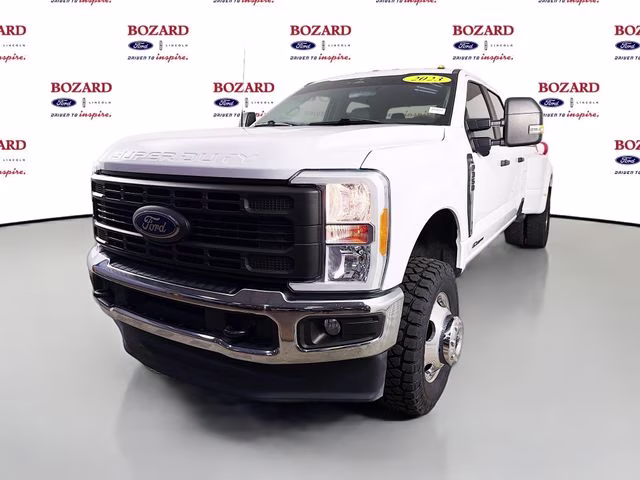 2023 Oxford White Ford Super Duty F-350 DRW XL 4X4 Truck