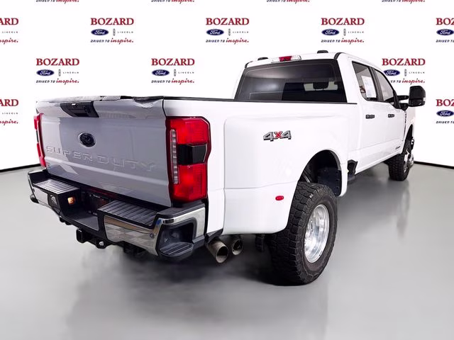 2023 Oxford White Ford Super Duty F-350 DRW XL 4X4 Truck