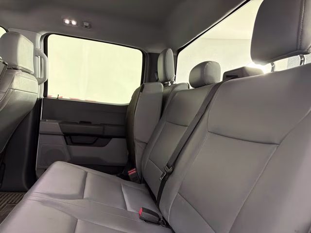 2023 Oxford White Ford Super Duty F-350 DRW XL DRW 4X4 Truck