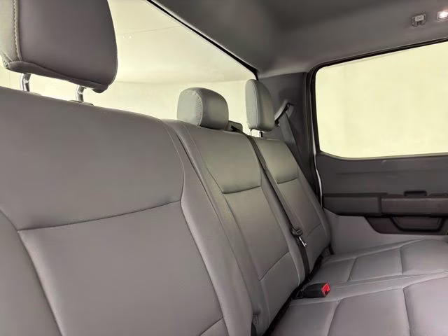2023 Oxford White Ford Super Duty F-350 DRW XL DRW 4X4 Truck