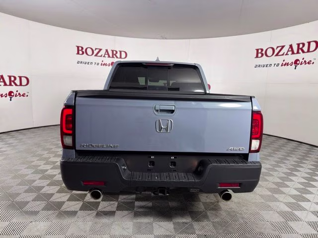 2023 Gray Honda Ridgeline RTL AWD Truck