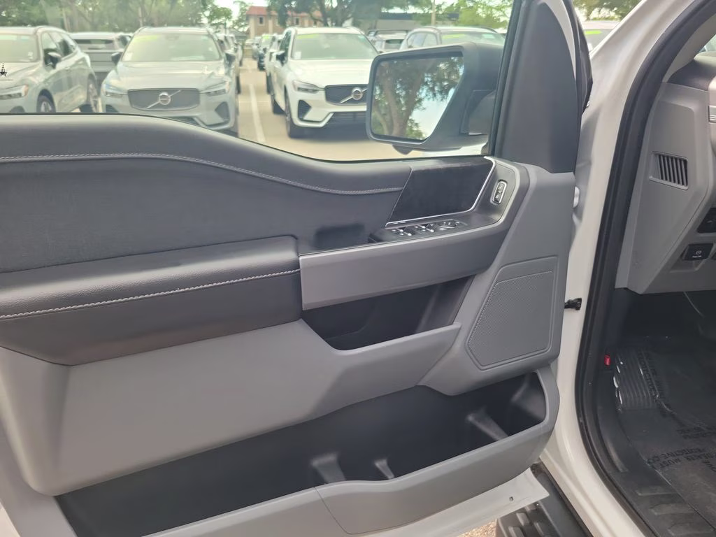 2023 Oxford White Ford F-150 Lightning XLT AWD Truck