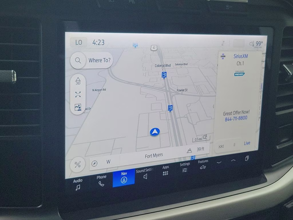 2023 Oxford White Ford F-150 Lightning XLT AWD Truck