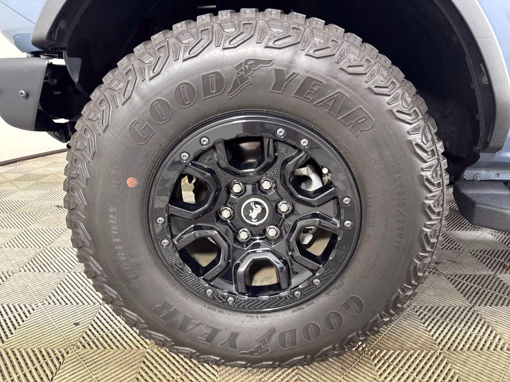 2024 Azure Gray Metallic Ford Bronco Wildtrak 4X4 SUV