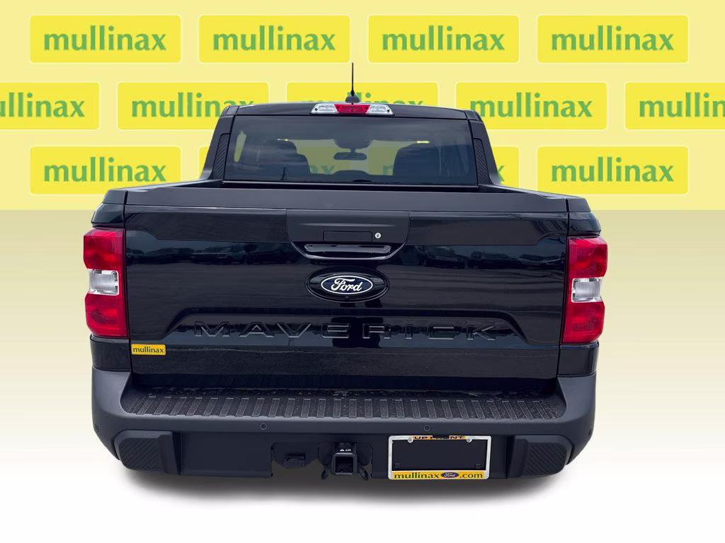 2026 Shadow Black Ford Maverick XLT FWD Truck