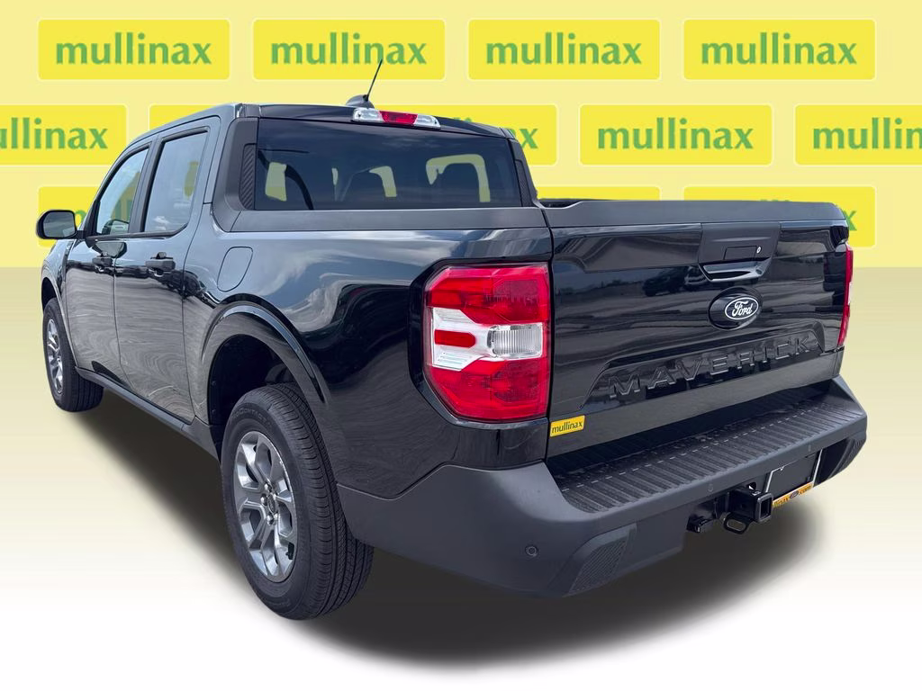 2026 Shadow Black Ford Maverick XLT FWD Truck