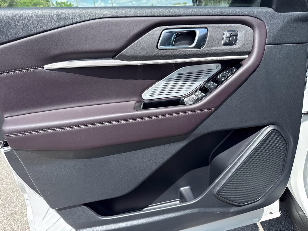 2026 Ford Explorer Platinum RWD SUV