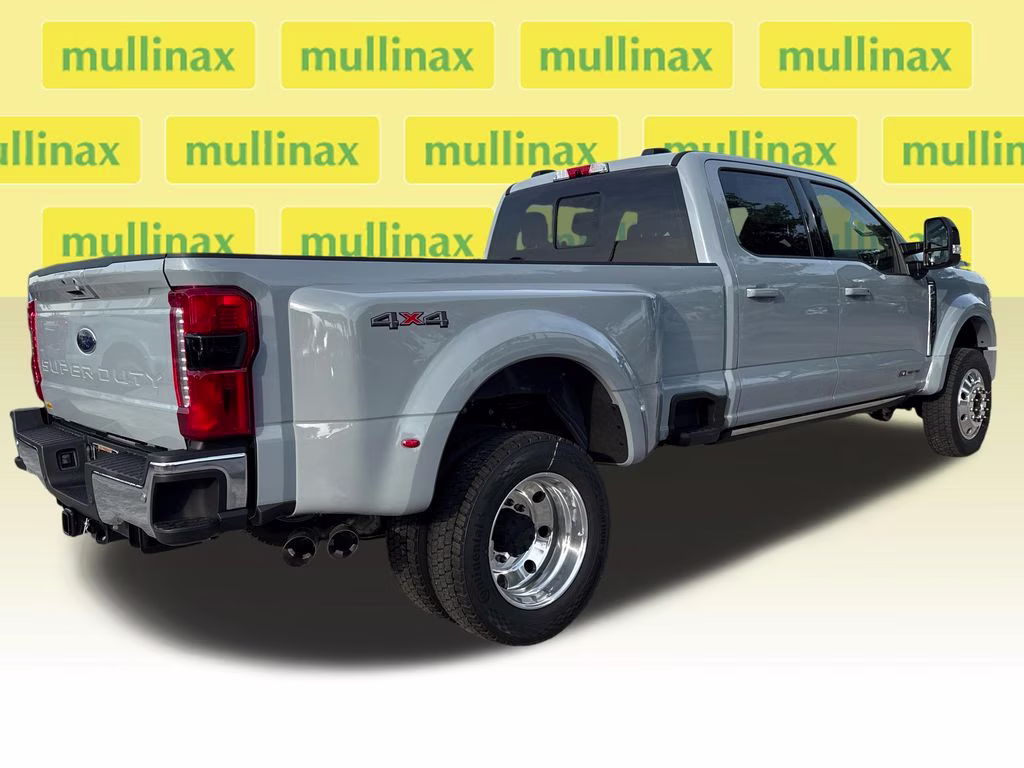 2026 Glacier Gray Metallic Tri-Coat Ford Super Duty F-450 DRW Lariat 4X4 Truck