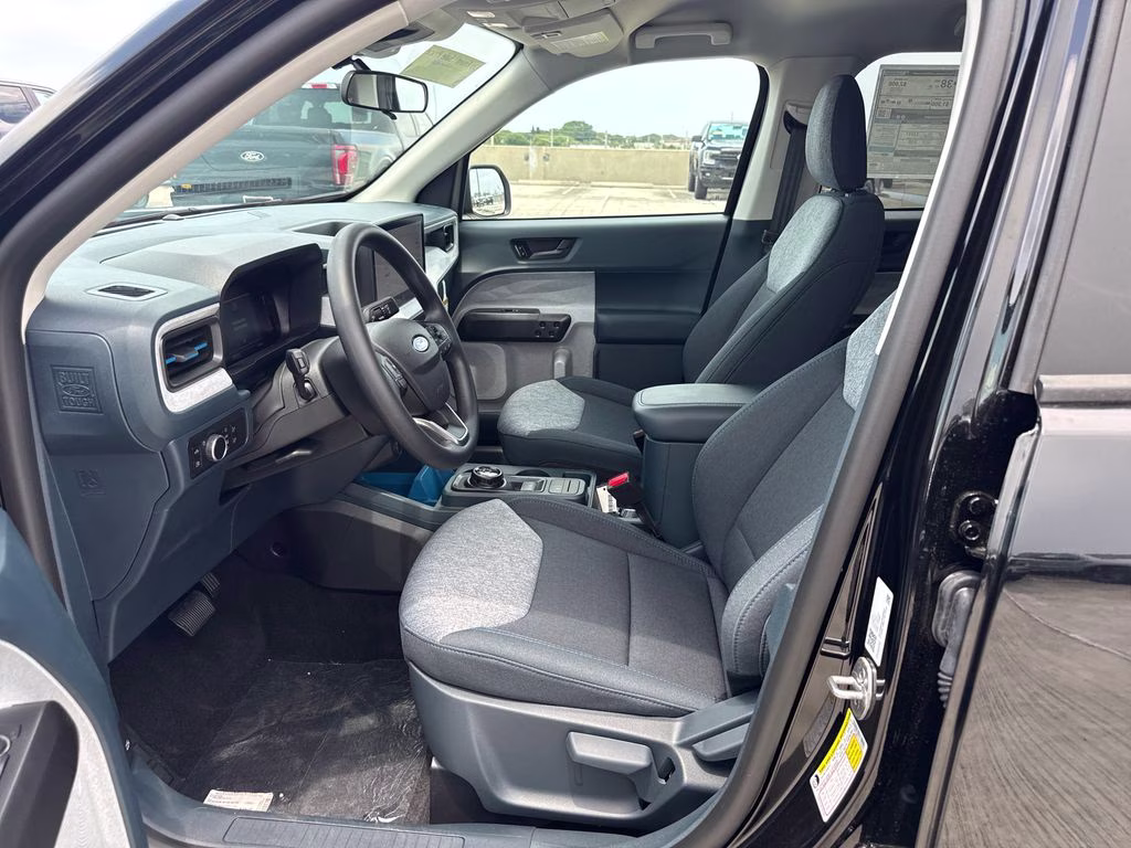 2026 Shadow Black Ford Maverick XLT FWD Truck