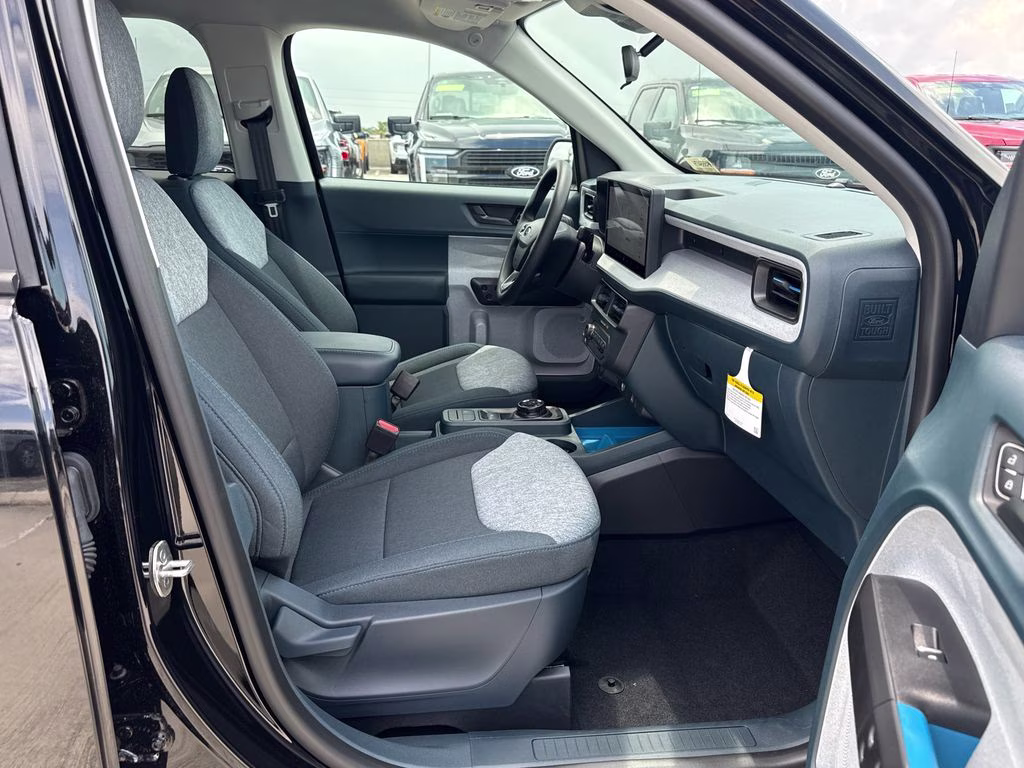 2026 Shadow Black Ford Maverick XLT FWD Truck