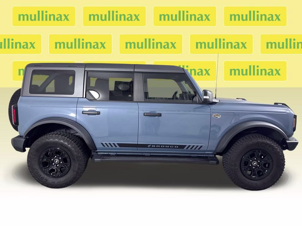 2024 Azure Gray Metallic Ford Bronco Wildtrak 4X4 SUV