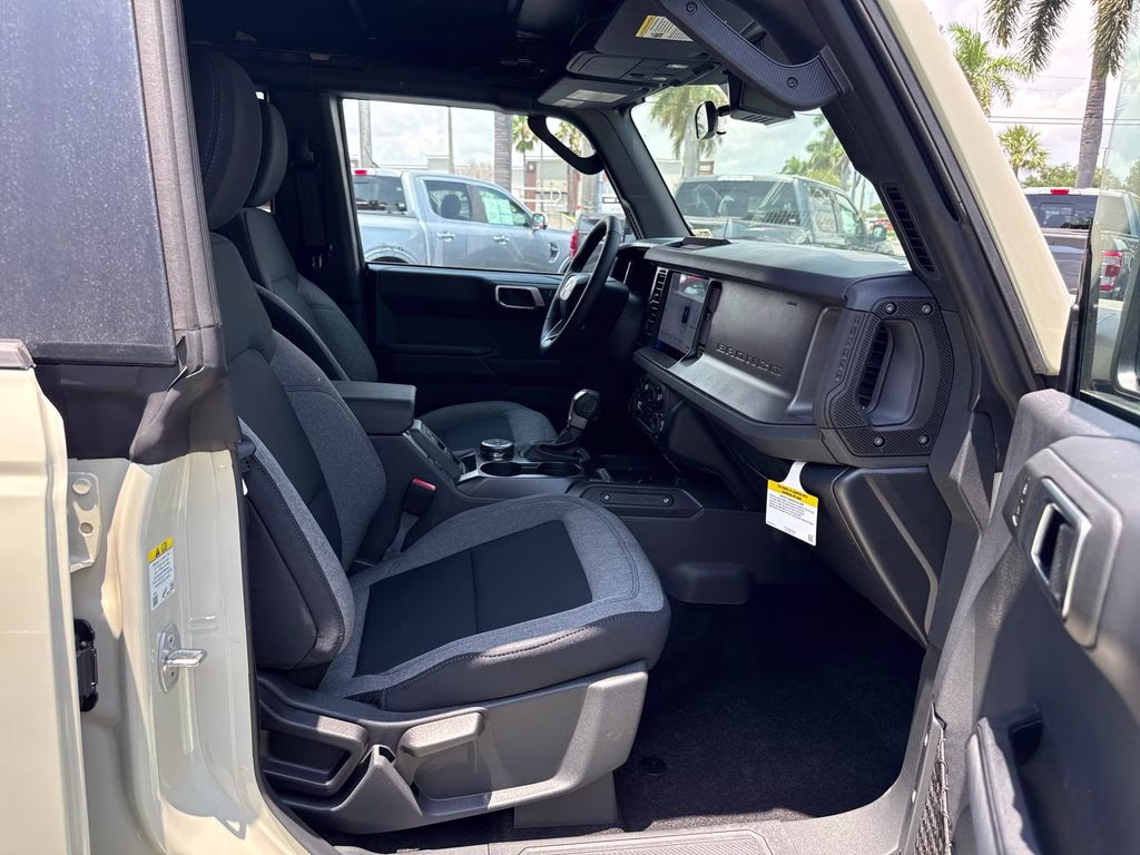 2026 Desert Sand Ford Bronco Big Bend 4X4 SUV