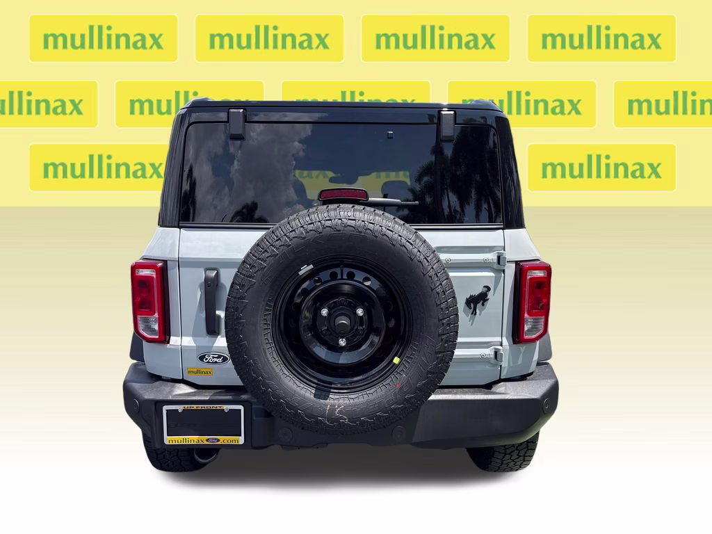 2026 Avalanche Gray Ford Bronco Big Bend 4X4 SUV
