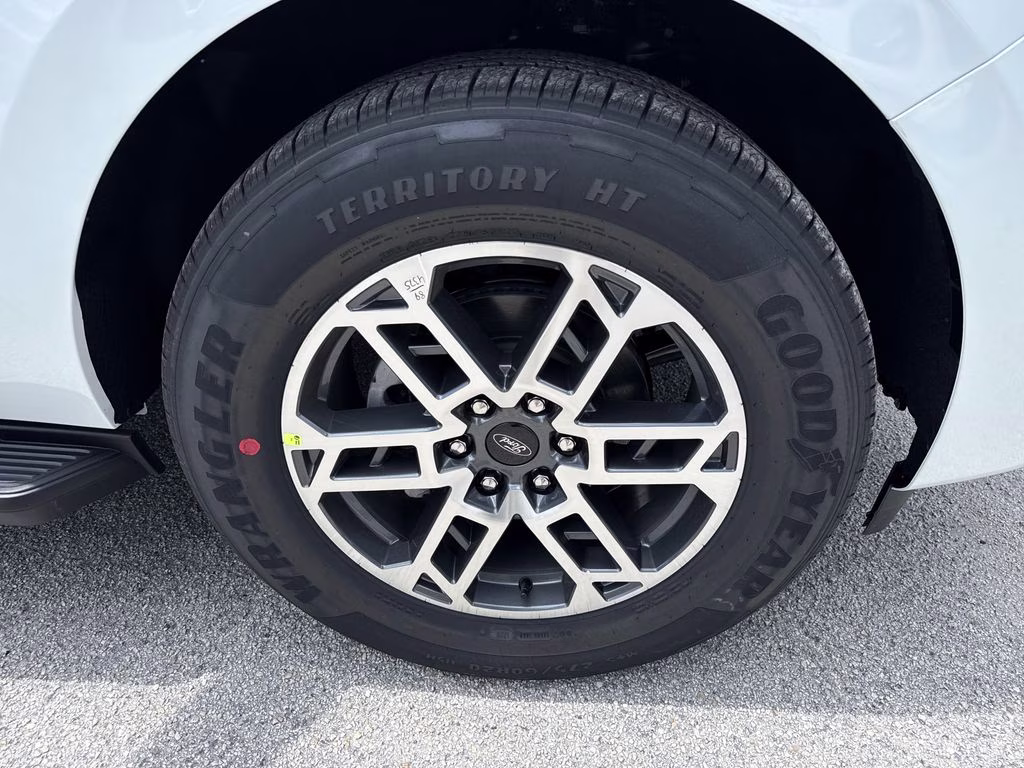 2026 Oxford White Ford Expedition Active RWD SUV