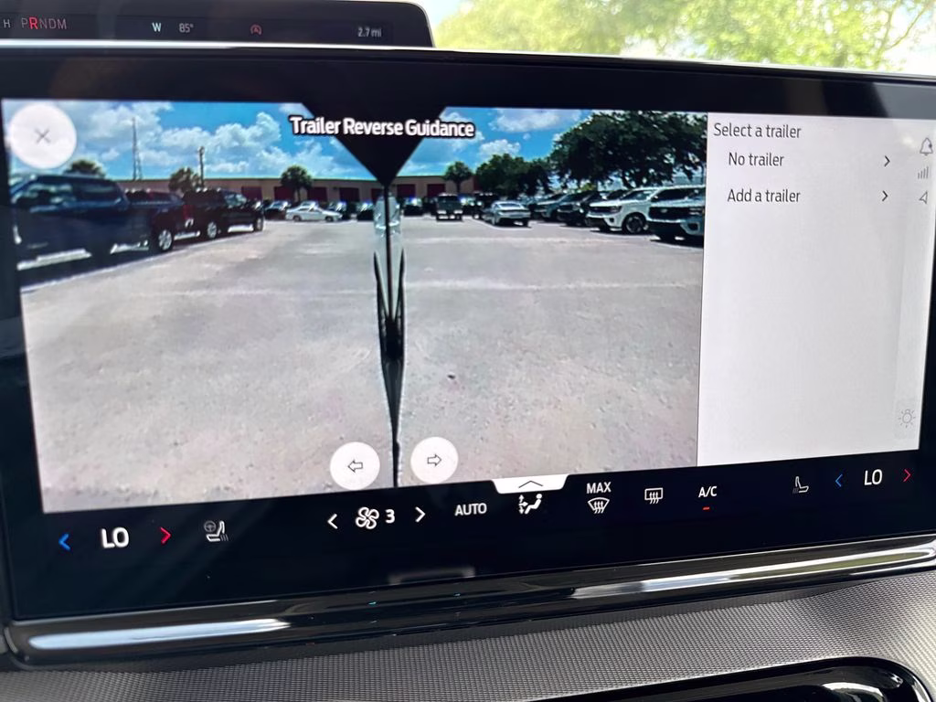 2026 Oxford White Ford Expedition Active RWD SUV